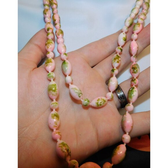 Spring Themed Pink And Green Abstract Beaded Necklace - Picture 6 of 6